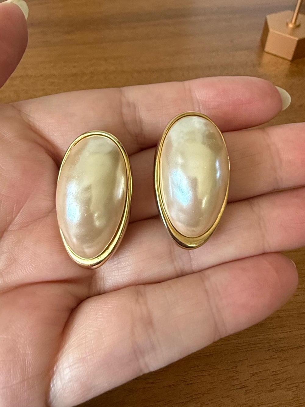 Vintage Signed Les Bernard Large Gold Tone Faux Pearl Oval Clip On Earrings